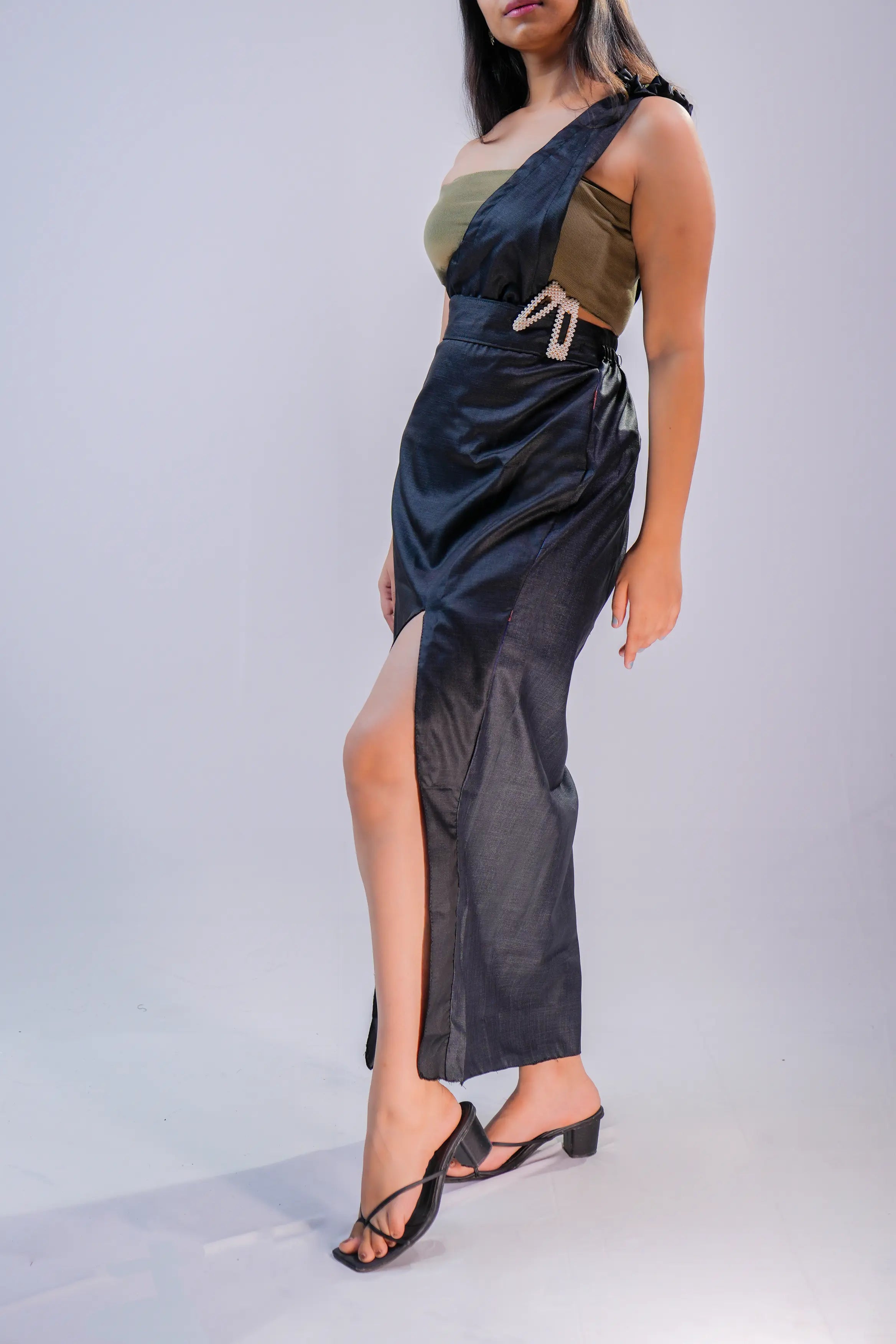 Black & Olive One-Shoulder Slit Gown