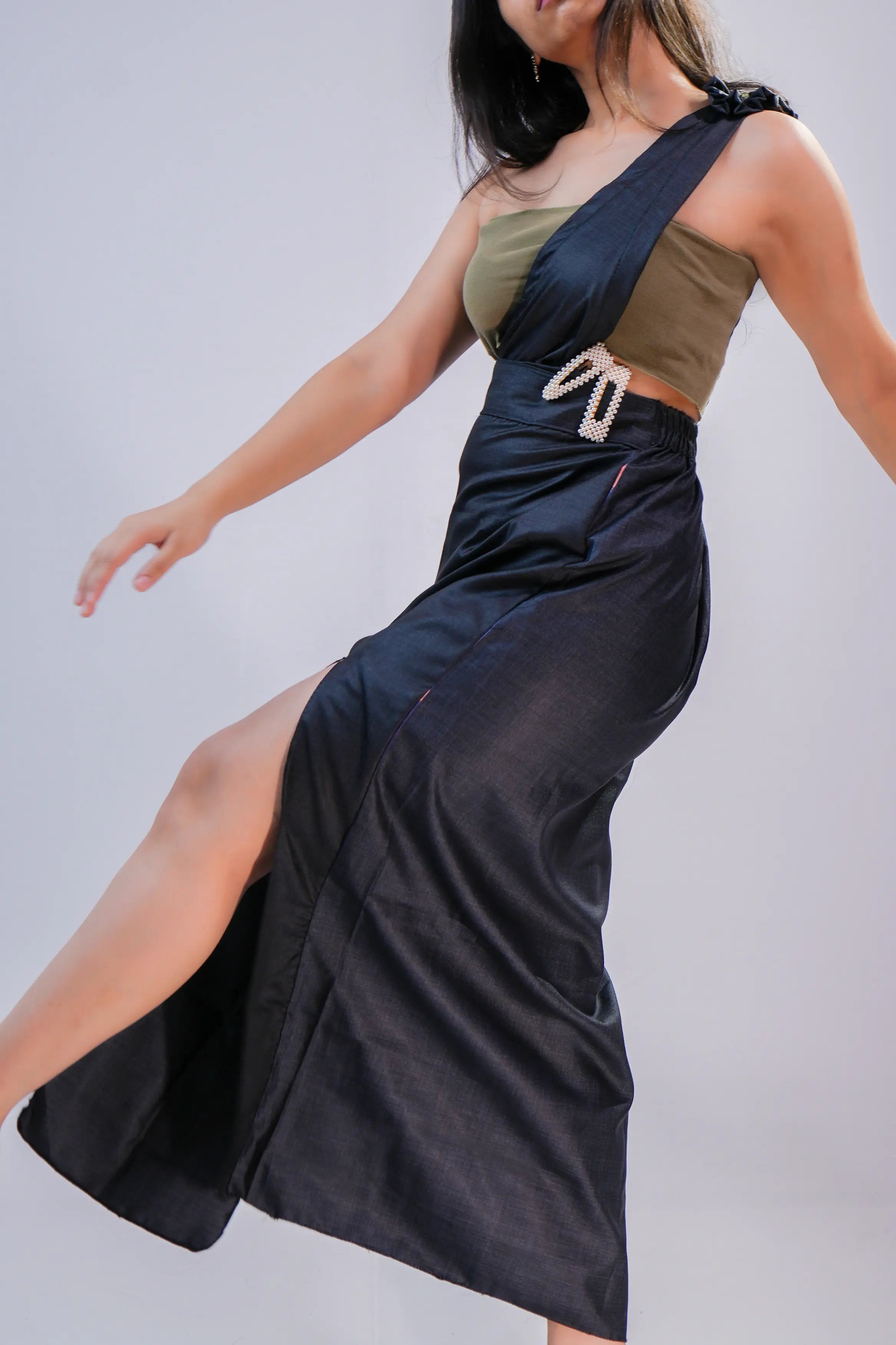 Black & Olive One-Shoulder Slit Gown