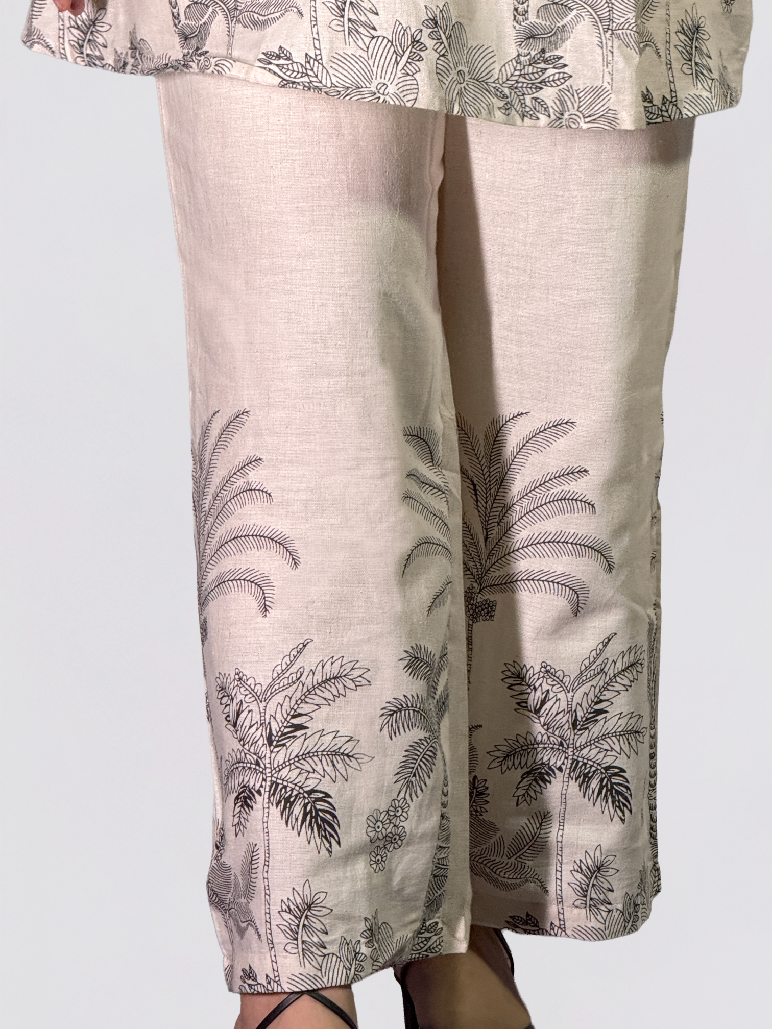 Ivory & Charcoal Hand block Palm Print Coord Set – Al-SS1-25-0002