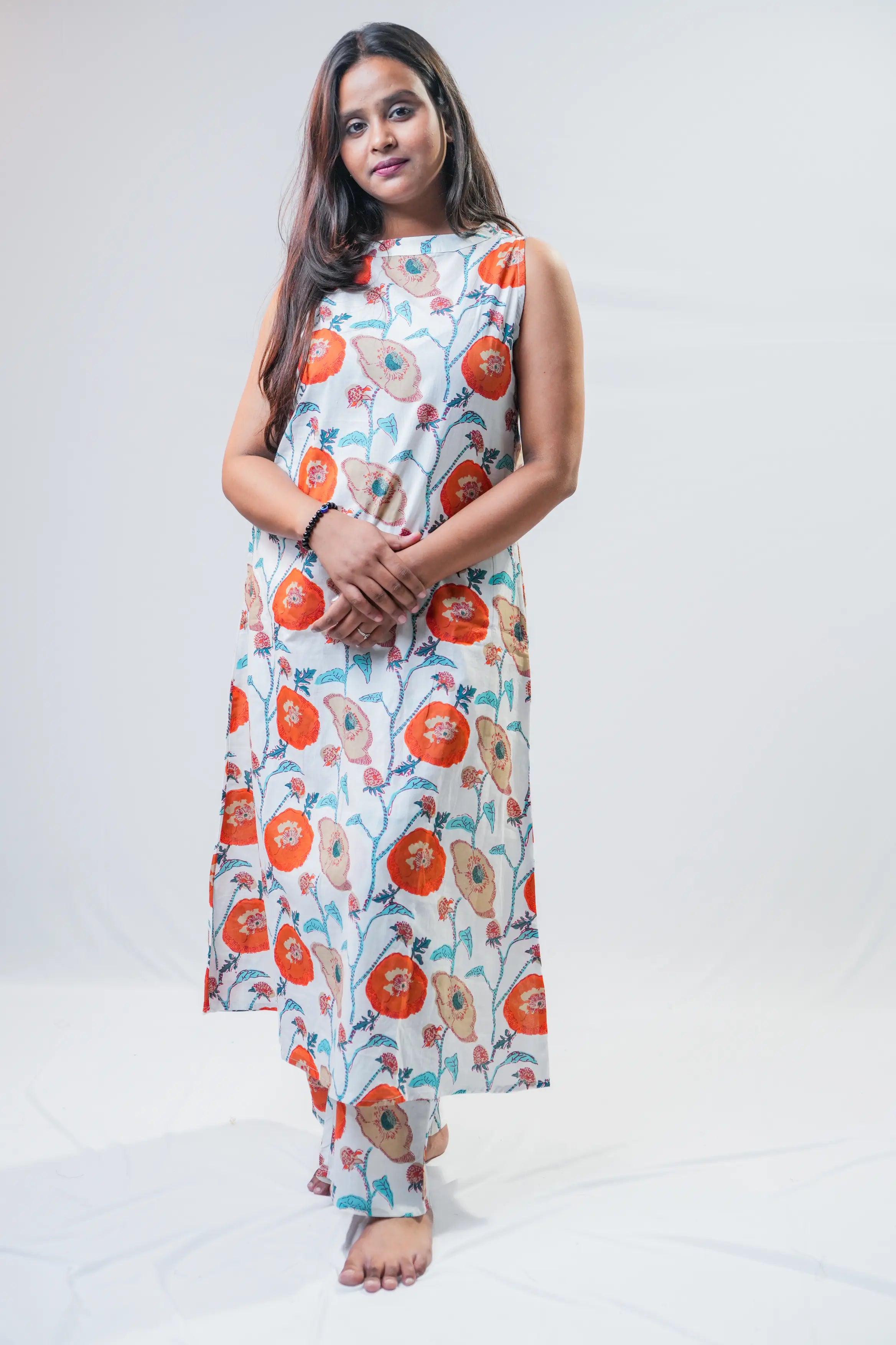 White Poppy Garden Sleeveless A-Line Kurta Set