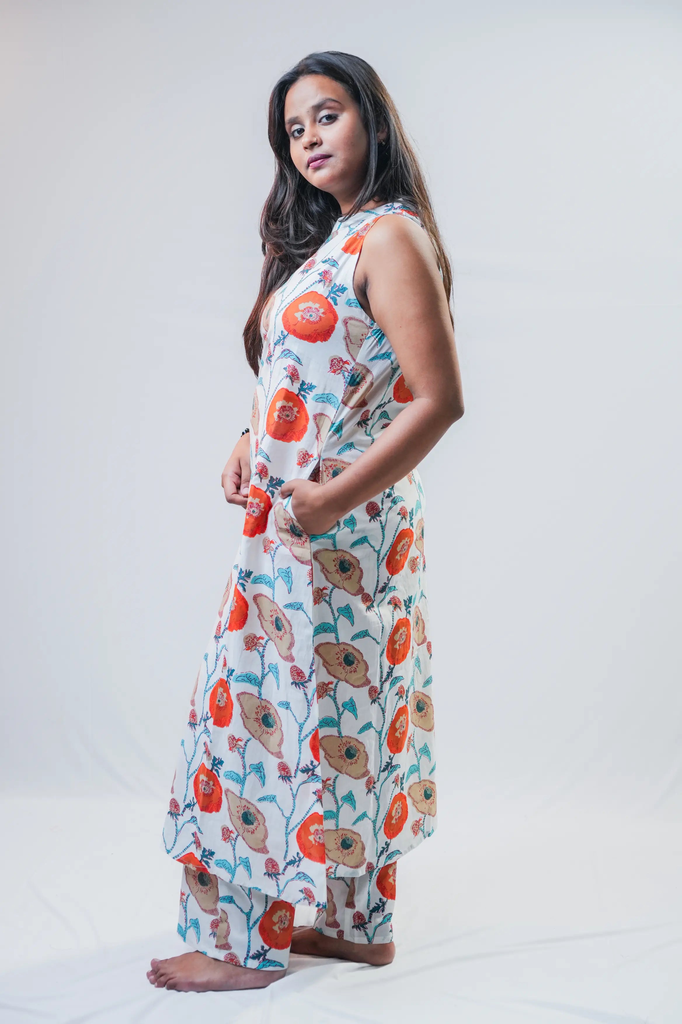 White Poppy Garden Sleeveless A-Line Kurta Set