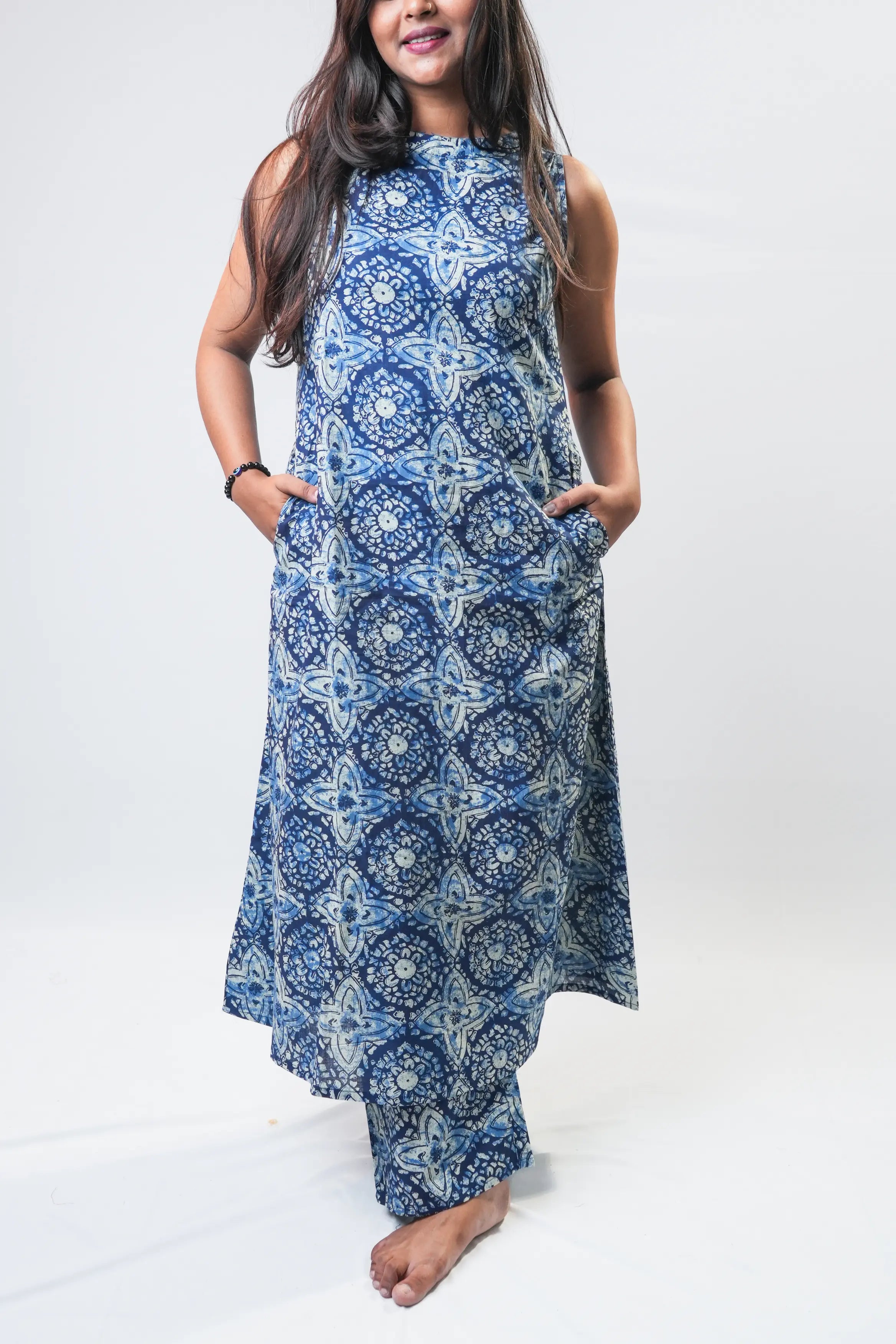 Blue Moroccan Tile Print Sleeveless Kurta Set