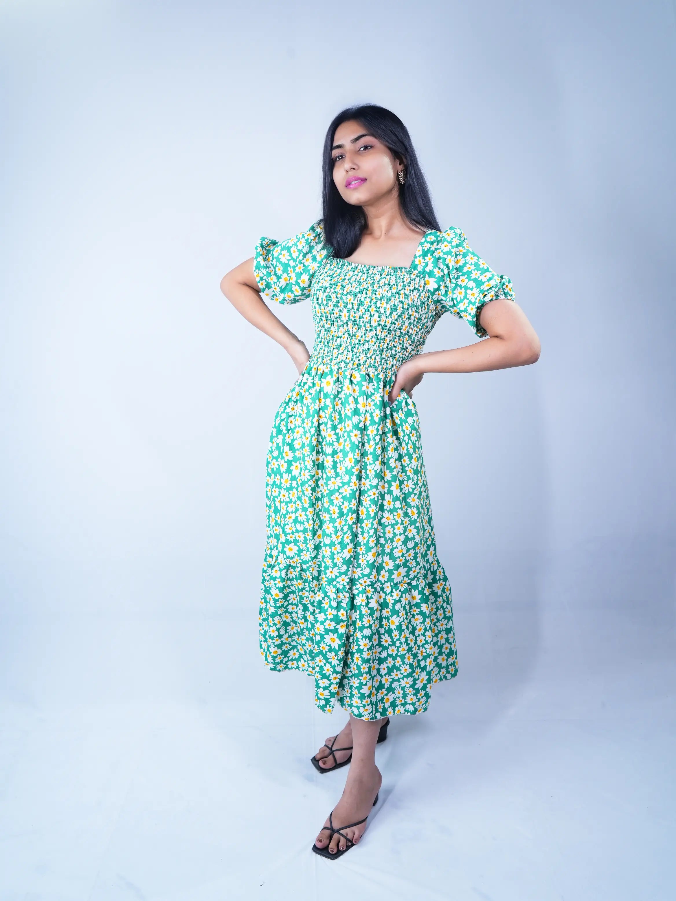 Green Daisy Print Smocked Midi Dress