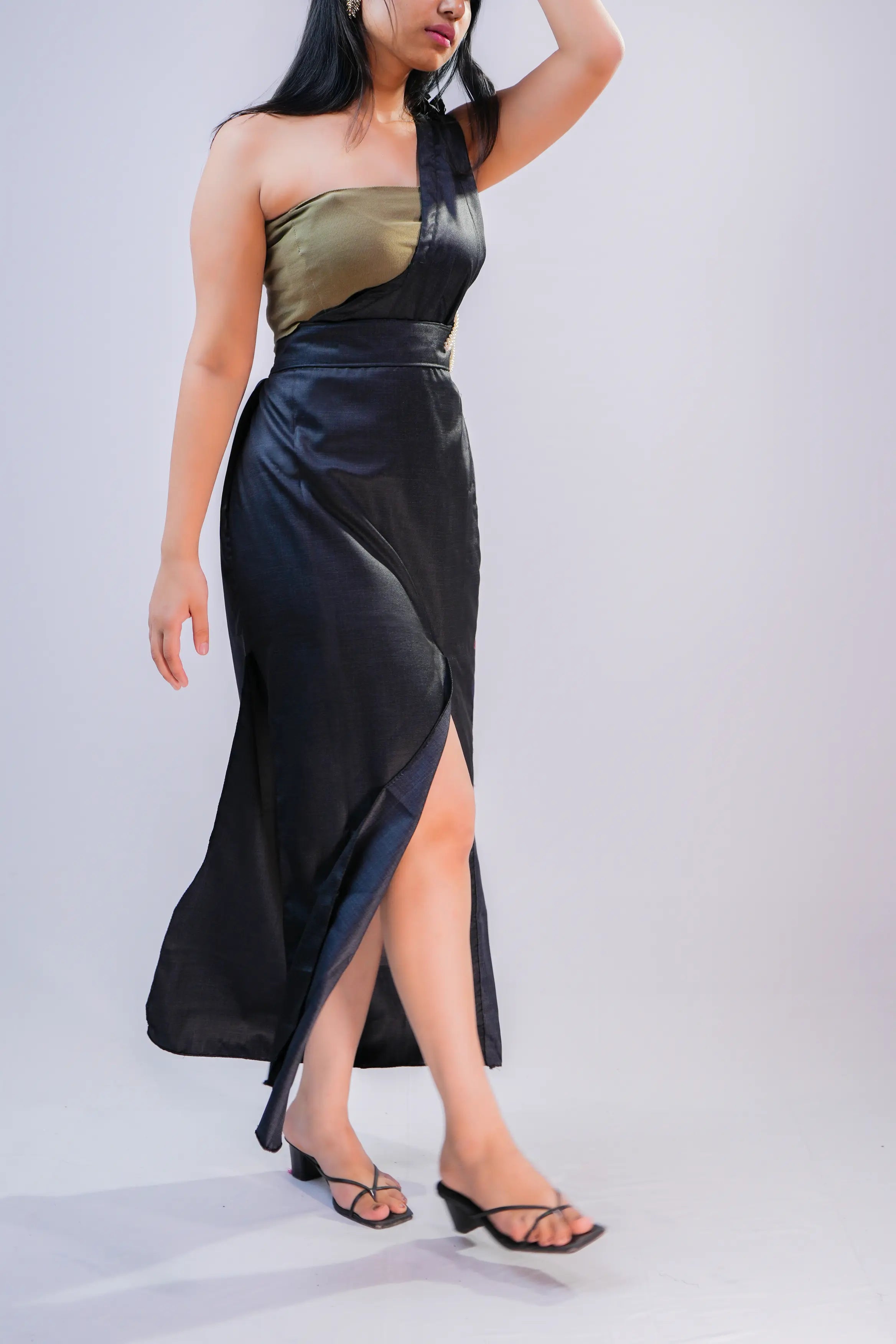 Black & Olive One-Shoulder Slit Gown